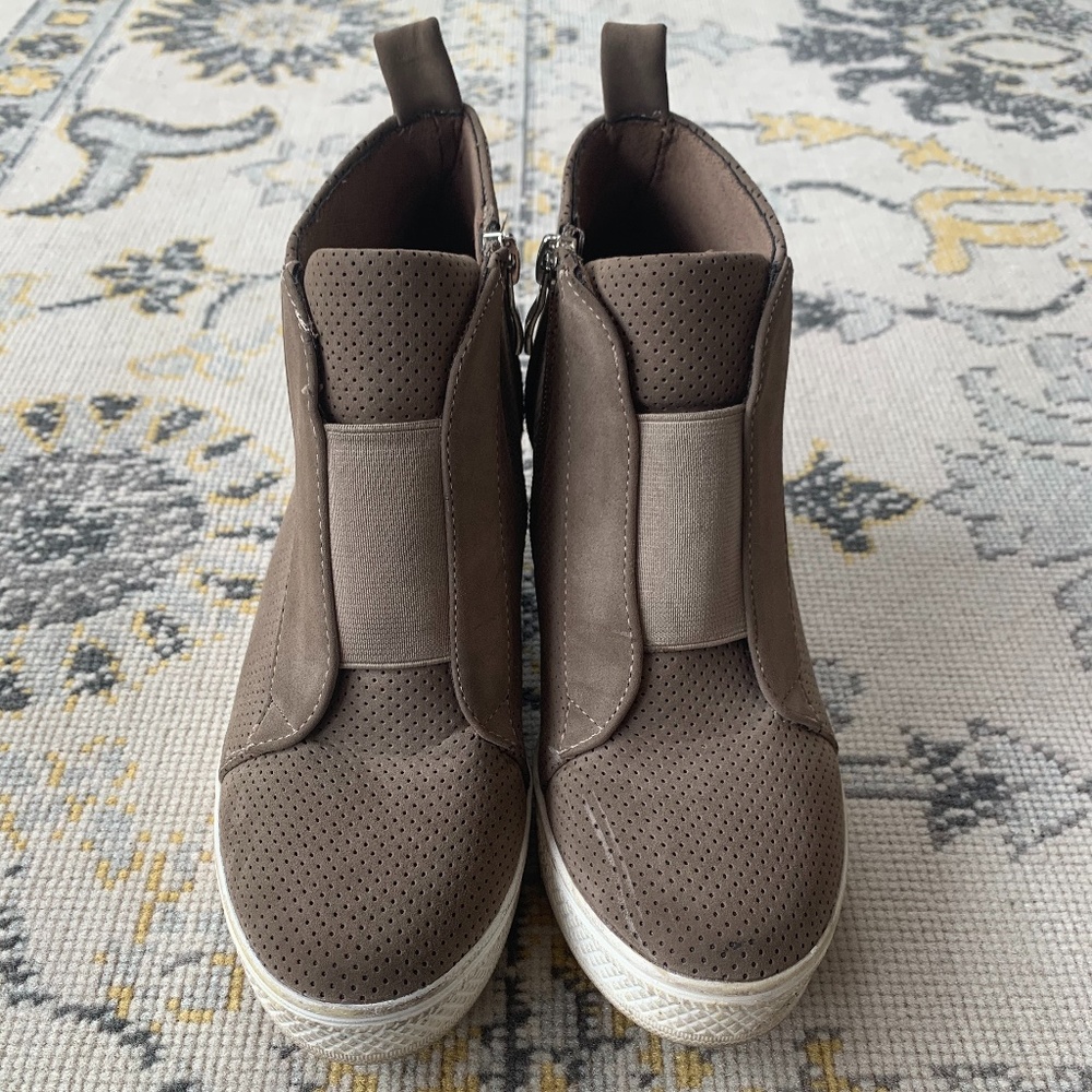 Wedge Sneakers - Taupe - Size 6